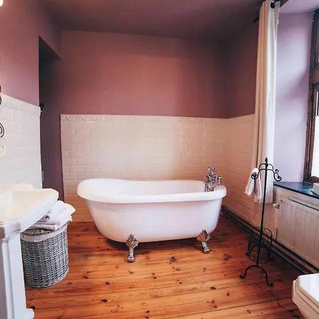 Au Plaisir Hastiere-par-dela